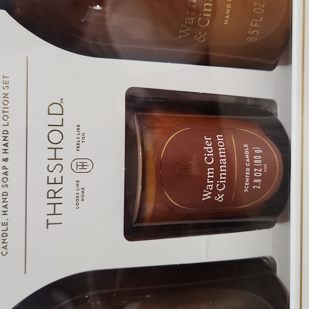 Threshold Gift Set - Picture 6 of 15